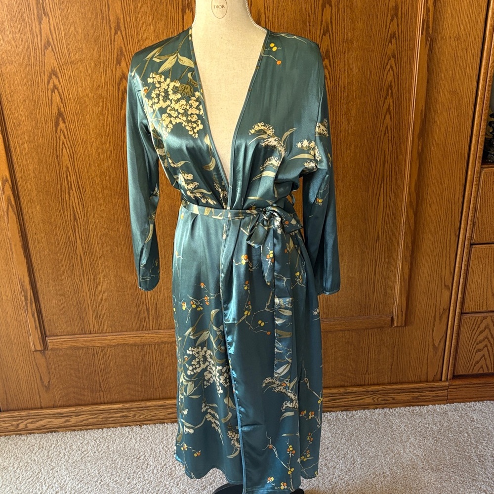 Elegant Teal Floral Women's Robe